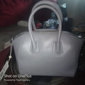 Givenchy Antigona handbag (pearl grey, small)